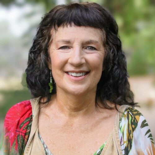 Teri Antti headshot