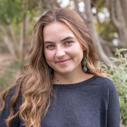 Allie Connaughton headshot